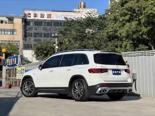 M-Benz 2023 AMG GLB35 4MATIC 白