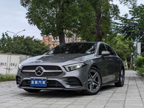 M-Benz 2023年式 A180 AMG Line 深灰