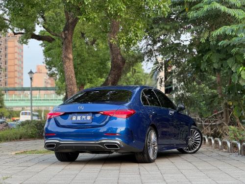M-Benz 2022年式 C300 Sedan AMG Line 藍
