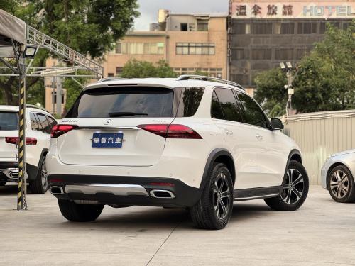 M-Benz 2023 GLE300d 4MATIC 白