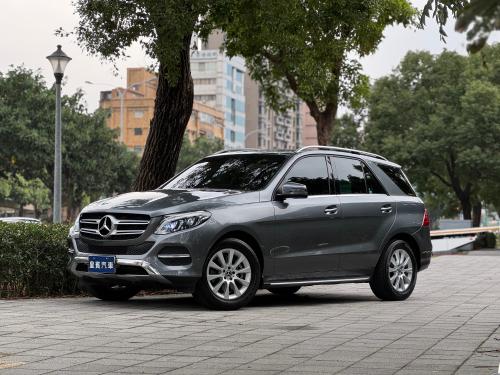 M-Benz 2018 GLE250d 4MATIC 灰