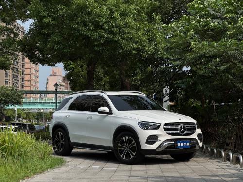 M-Benz 2023 GLE300d 4MATIC 白