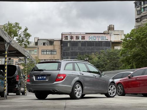 M-Benz 2012年式 C300 Estate Avantgarde 灰(鈀銀)