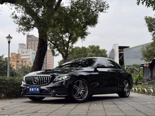 M-Benz 2019 E300 Sedan 運動版 黑