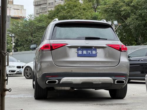 M-Benz 2023年式 GLE300d 4MATIC 沙漠銀