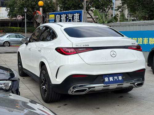 M-Benz 2024年式 GLC200 4MATIC Coupe 白